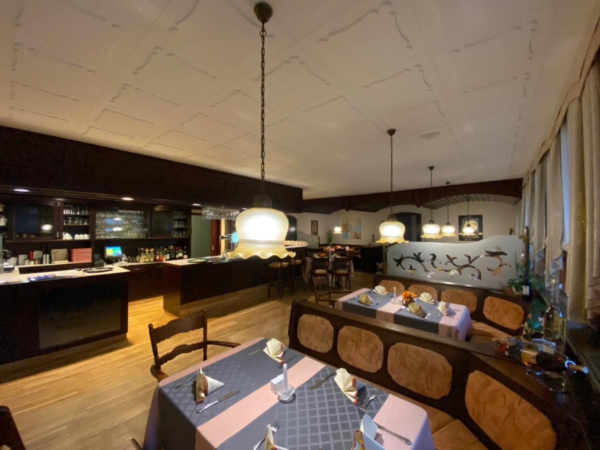 黑伯斯汀酒店 赫比斯特恩 外观 照片