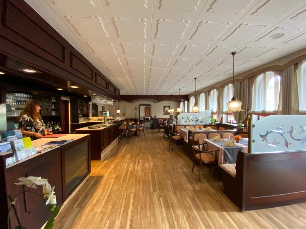 黑伯斯汀酒店 赫比斯特恩 外观 照片